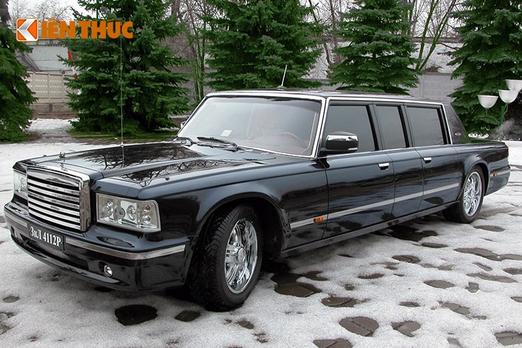 Limousine ZIL 4112R cua Tong thong Nga gia 1,2 trieu USD